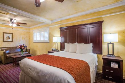 queen suite room